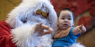 Op Santa comes to Anchorage, spreads holiday cheer for Western Alaskans