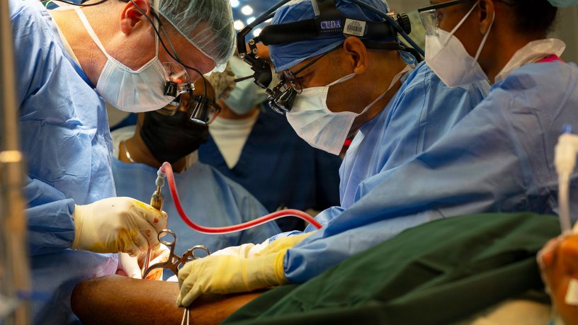 U.S. Air Force Lt. Col. Anders Davidson, left, vascular surgeon assigned to the Lesser Antilles Medical Assistance Team (LAMAT) 2026 mission, performs surgery on a 16-year-old Saint Lucian patient at Owen King European Union Hospital in Castries, Saint Lucia, April 27, 2026.