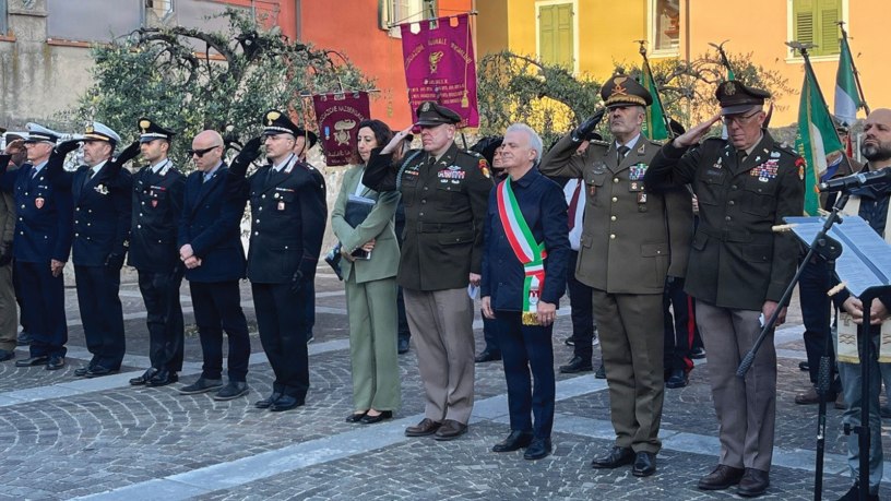 U.S. Soldiers and Italian community members gathered April 30, 2026 in Torbole to honor a legacy of sacrifice that remains anchored in the deep waters of Lake Garda. The ceremonies marked the 81st anniversary of the date that an enemy shell in Torbole killed Darby and his senior enlisted leader, Sgt. Maj. John “Tim” Evans. Hours later, an amphibious vehicle carrying 26 Soldiers from the 10th Mountain Division sank in the lake’s frigid depths. Of them, 25 were never found.
