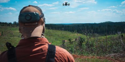 An Unmanned Aerial Vehicle (UAV) drone operator assigned to 1st Special Forces ommand (Airborne) pilots a UAV at a counter- drone range in Ellerbe, North Carolina, May 5, 2026. This range was conducted to test Soldiers on precise execution of UAVs targets in vast combat areas. (U.S. Army photo by Ssg. Gabriel E. Davis)