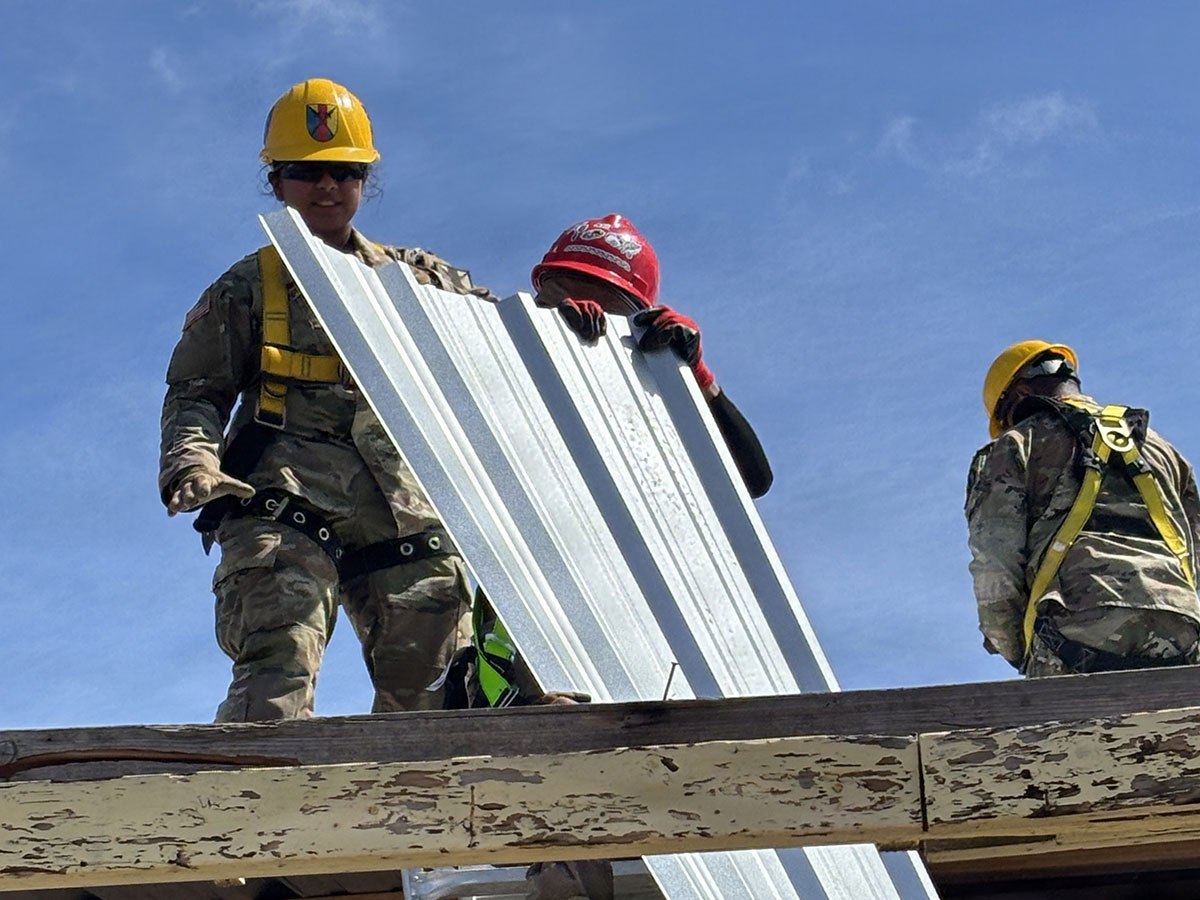 Soldiers Help Saipan Rebuild One Roof at a Time After Super Typhoon&nbsp;Sinlaku