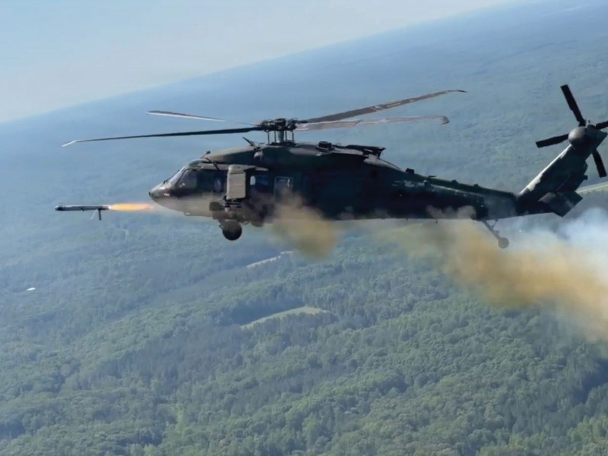Army conducts successful Launched Effects-Medium Range flight test on Black Hawk, accelerating aviation&nbsp;modernization