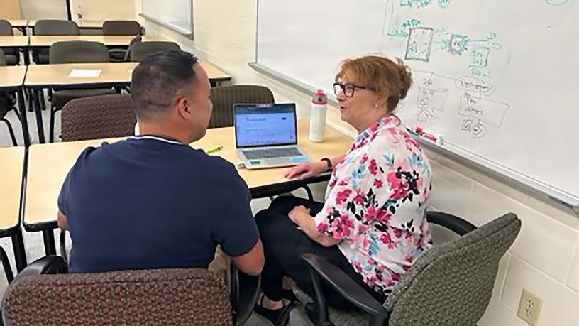 Wanda Butler, lead financial readiness specialist for the 81st RD, giving financial advice during the 81st and 88th Readiness Divisions joint financial symposium.