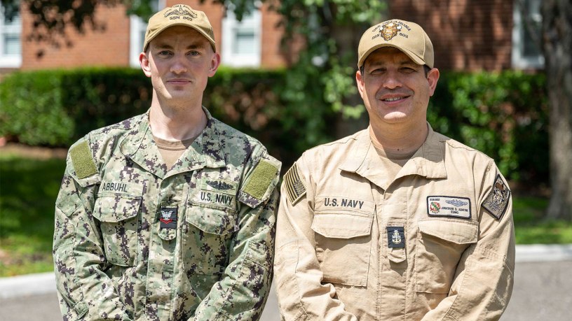 lectronics Technician (Nuclear) 2nd Class Richard J. Abbuhl, left, and Senior Chief Machinist's Mate (Nuclear) Jonathan D. Ashton, both assigned to the Virginia-class fast-attack submarine PCU Oklahoma (SSN 802), pose for a photo following an awards presentation at Commander, Submarine Force Atlantic, Aug. 26, 2026.