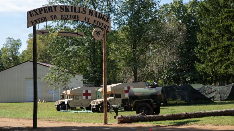 U.S. Army Soldiers assigned to the Michigan Army National Guard stage a training site for Expert Infantry, Expert Soldier, and Expert Field Medical Badges (E3B) testing events at Fort Custer Training Center, Michigan, Sept. 18, 2026.