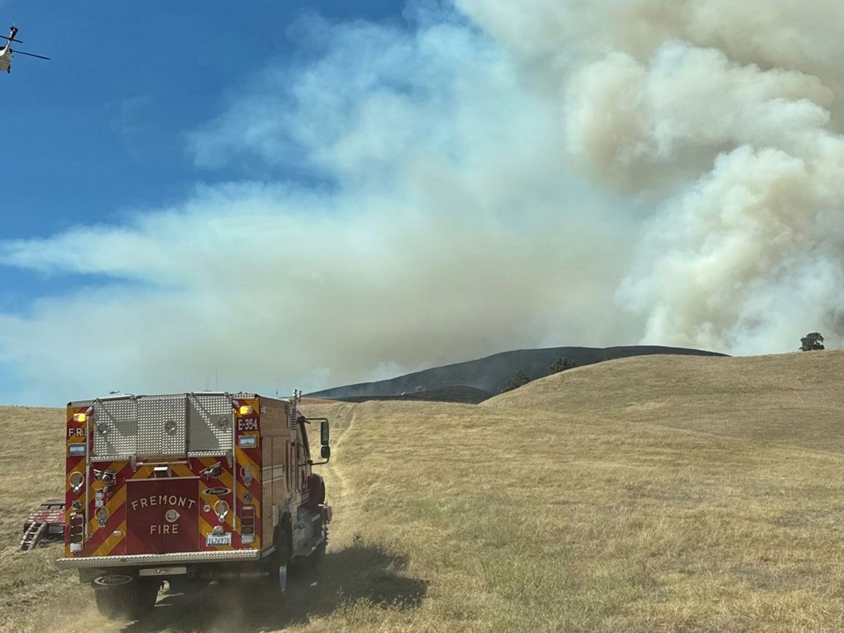 Camp Parks, Alameda County team up to battle 1,000-acre&nbsp;wildfire