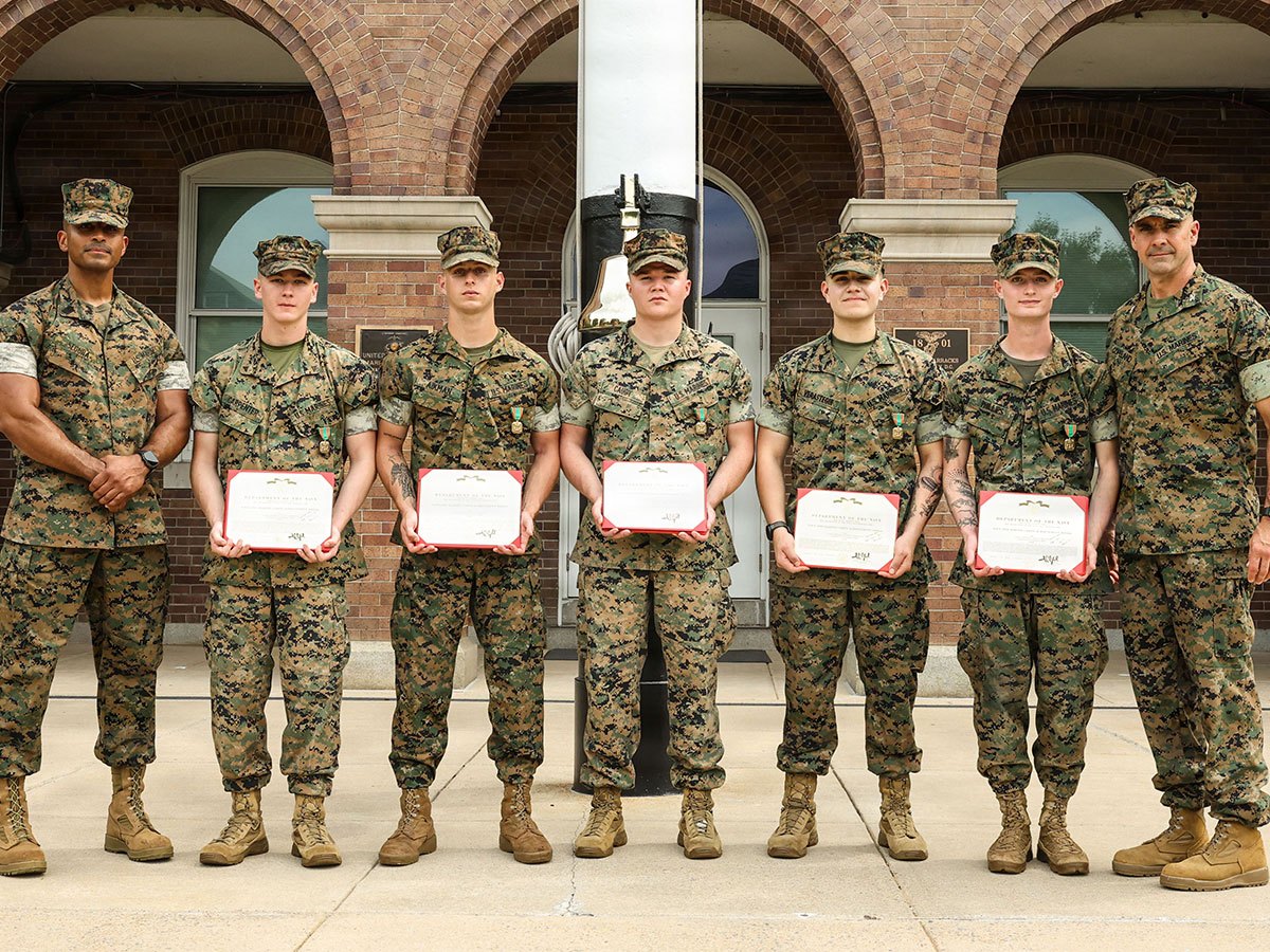 Marine Barracks Washington Guard Marines Awarded for Decisive Action at 8th &&nbsp;I
