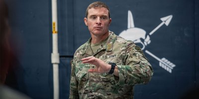 U.S. Army Brig Gen. Joseph W. Wortham, commanding general of 1st Special Forces Command (Airborne), speaks with U.S. Green Berets assigned to 3rd Special Forces Group (Airborne) during a War Horse mission brief on Fort Bragg, North Carolina, Sept. 18, 2026.